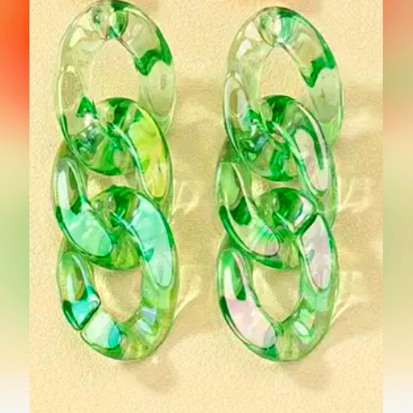 ACRYLIC GREEN CHROME CURB LINK EARRINGS HANDMADE 1 1/2 IN - Picture 1 of 1